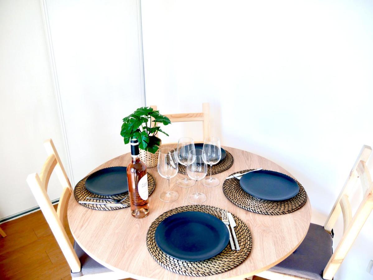 Le Petit Soleil De Corbeil Apartment ภายนอก รูปภาพ